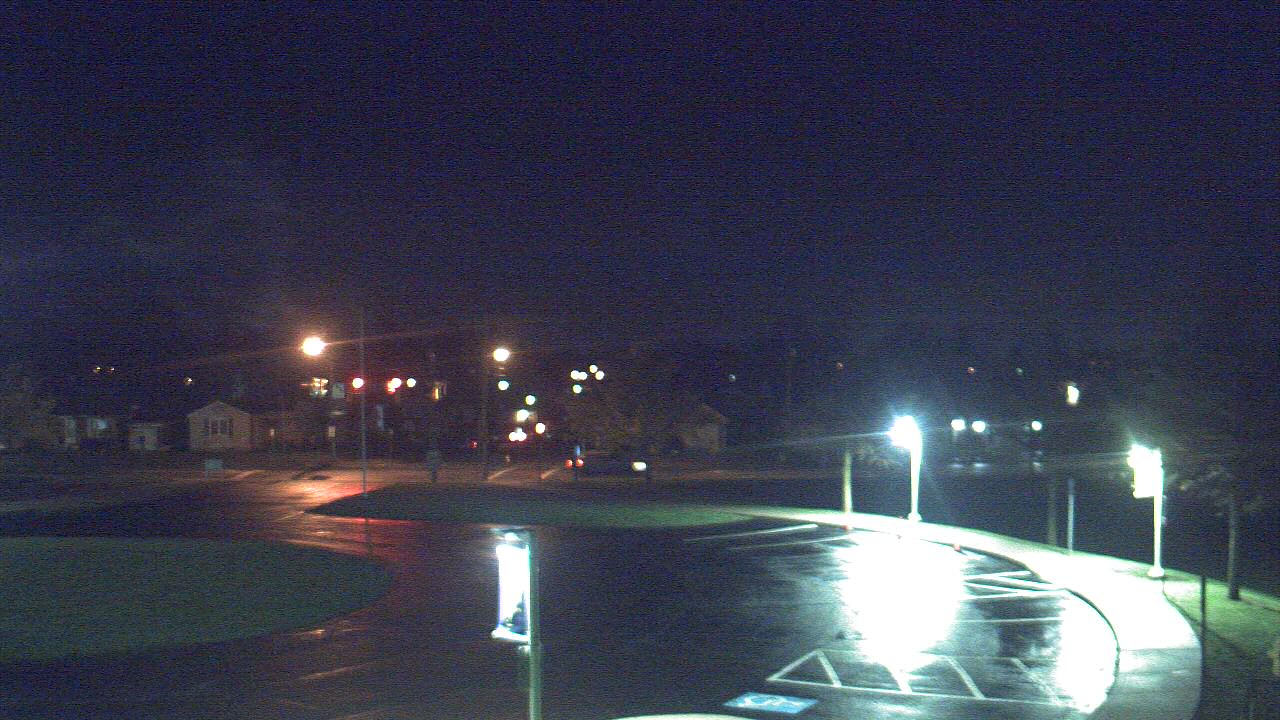 Thumbnail for current weather camera view from Lagonda ES in Springfield, Ohio