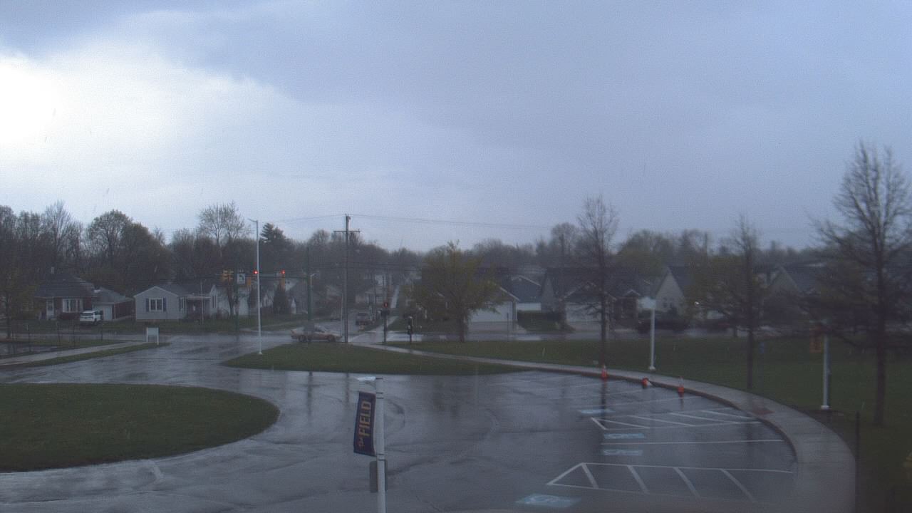 Thumbnail for current weather camera view from Lagonda ES in Springfield, Ohio