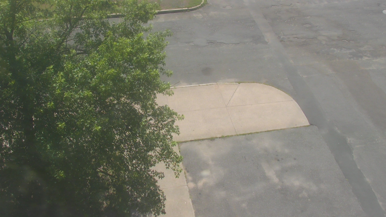 Thumbnail for current weather camera view from Springfield Central HS in Springfield, Massachusetts