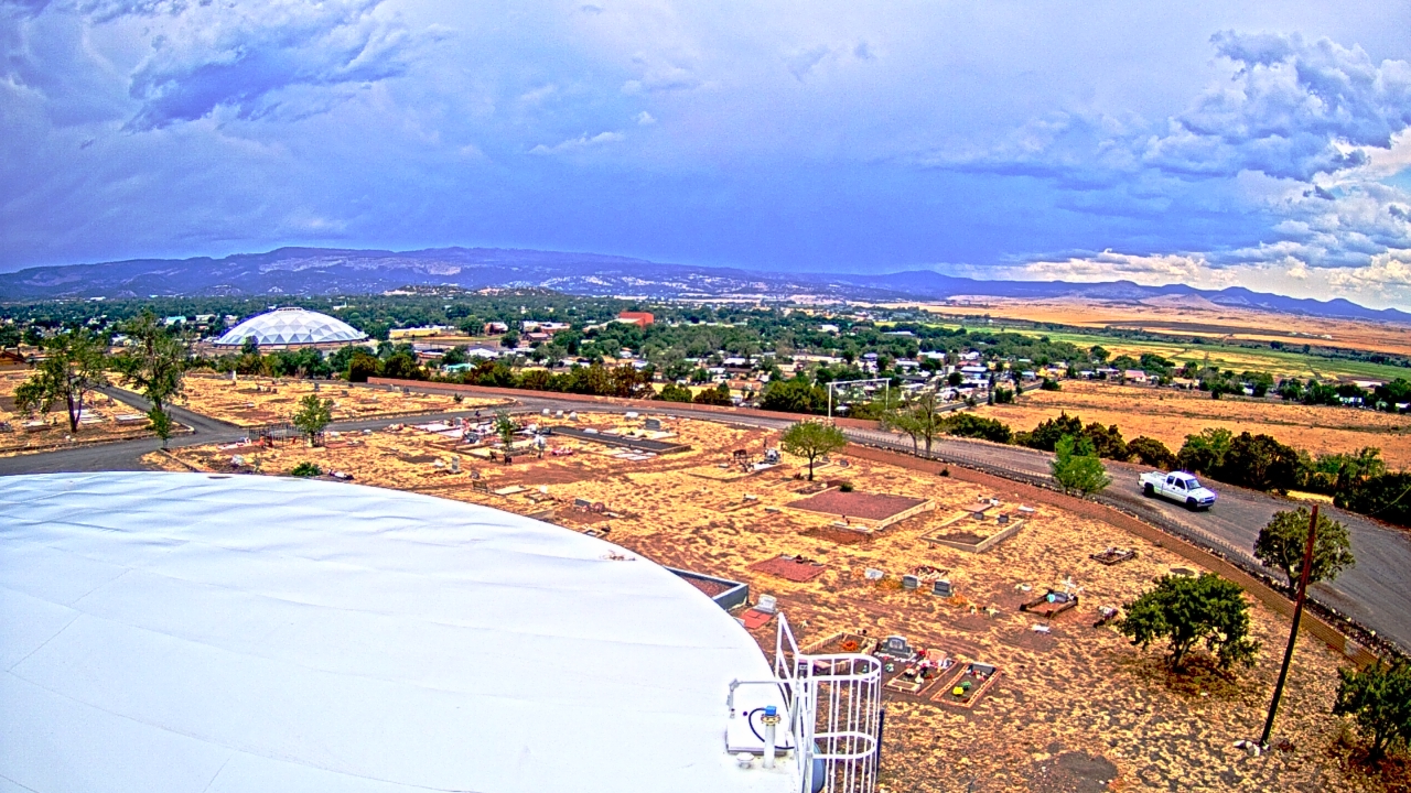 Thumbnail for current weather camera view from Round Valley HS 7100 ft elev in Springerville, Arizona