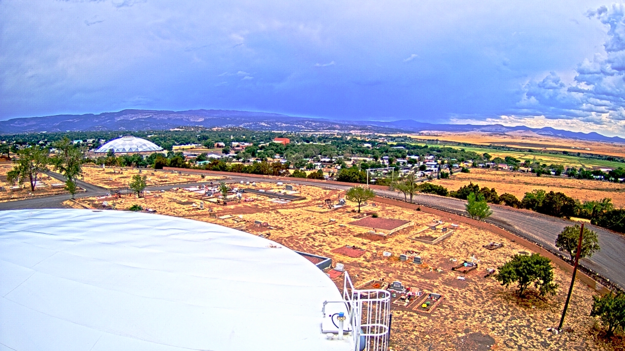 Thumbnail for current weather camera view from Round Valley HS 7100 ft elev in Springerville, Arizona