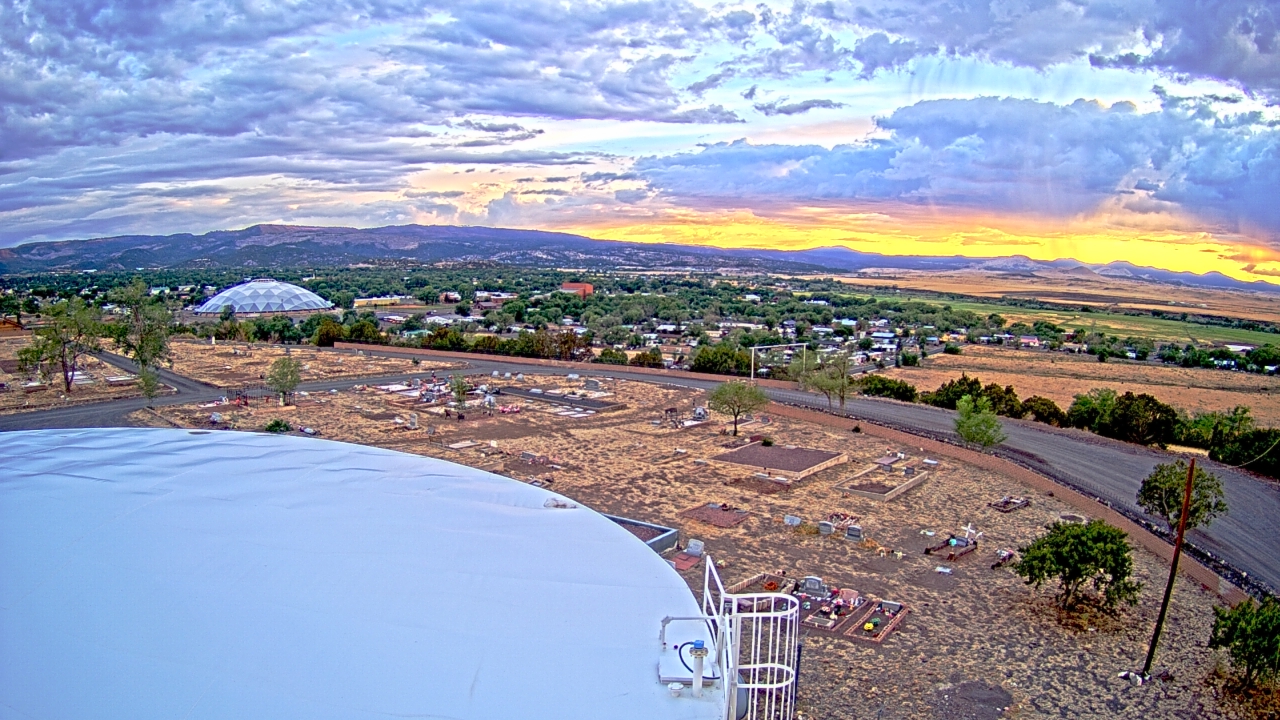 Thumbnail for current weather camera view from Round Valley HS 7100 ft elev in Springerville, Arizona