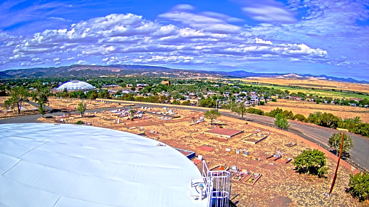 Thumbnail for current weather camera view from Round Valley HS 7100 ft elev in Springerville, Arizona