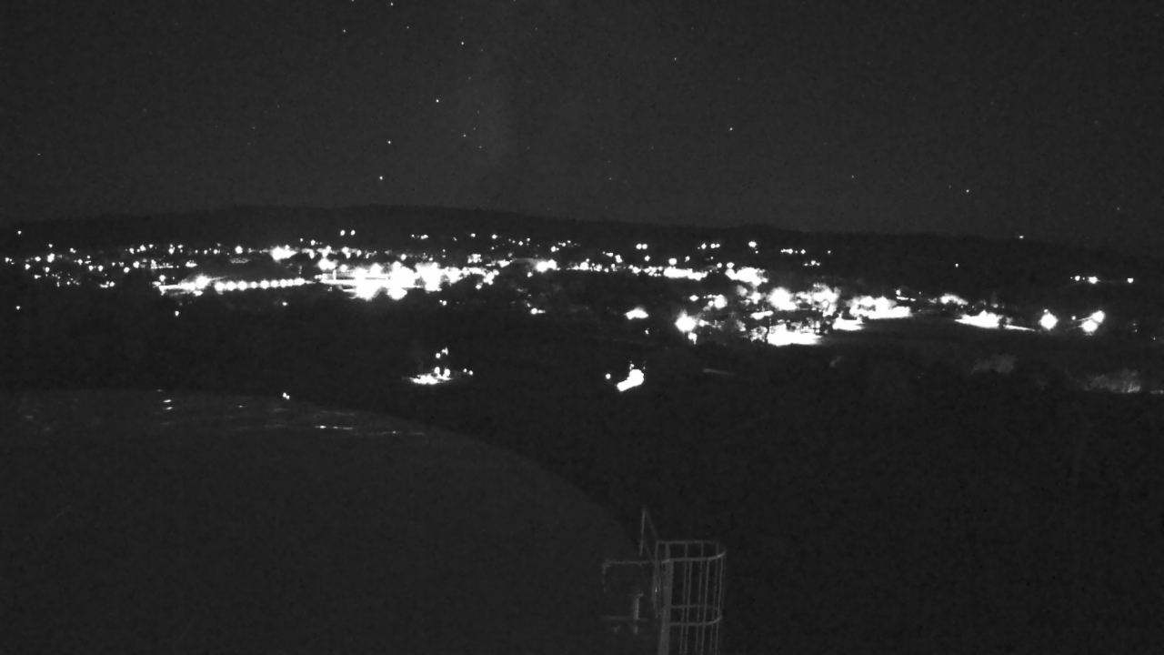 Thumbnail for current weather camera view from Round Valley HS 7100 ft elev in Springerville, Arizona