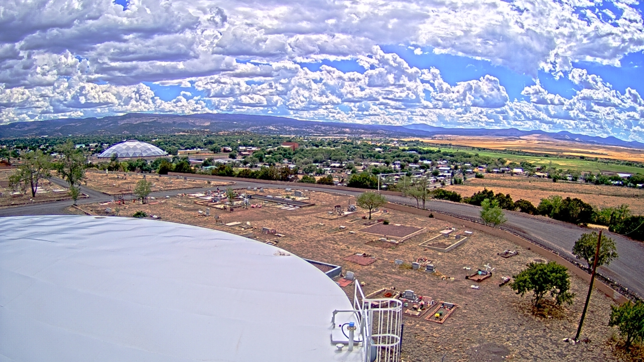 Thumbnail for current weather camera view from Round Valley HS 7100 ft elev in Springerville, Arizona