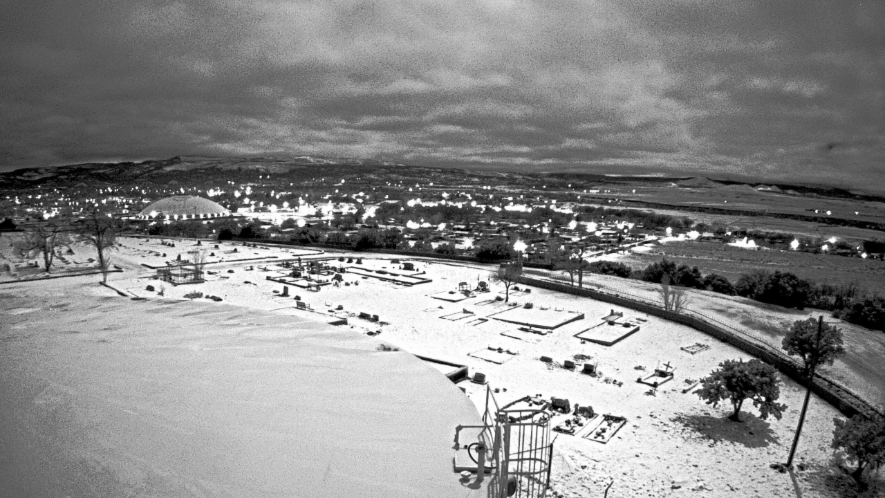 Thumbnail for current weather camera view from Round Valley HS 7100 ft elev in Springerville, Arizona