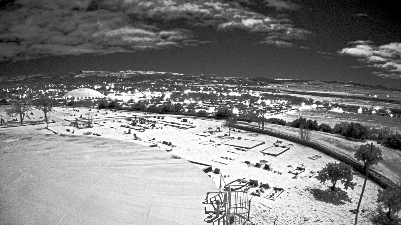 Thumbnail for current weather camera view from Round Valley HS 7100 ft elev in Springerville, Arizona