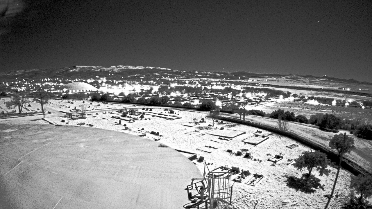 Thumbnail for current weather camera view from Round Valley HS 7100 ft elev in Springerville, Arizona