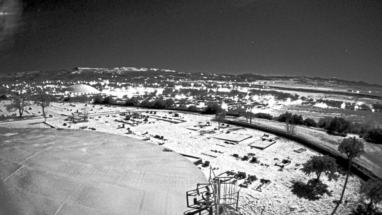 Thumbnail for current weather camera view from Round Valley HS 7100 ft elev in Springerville, Arizona