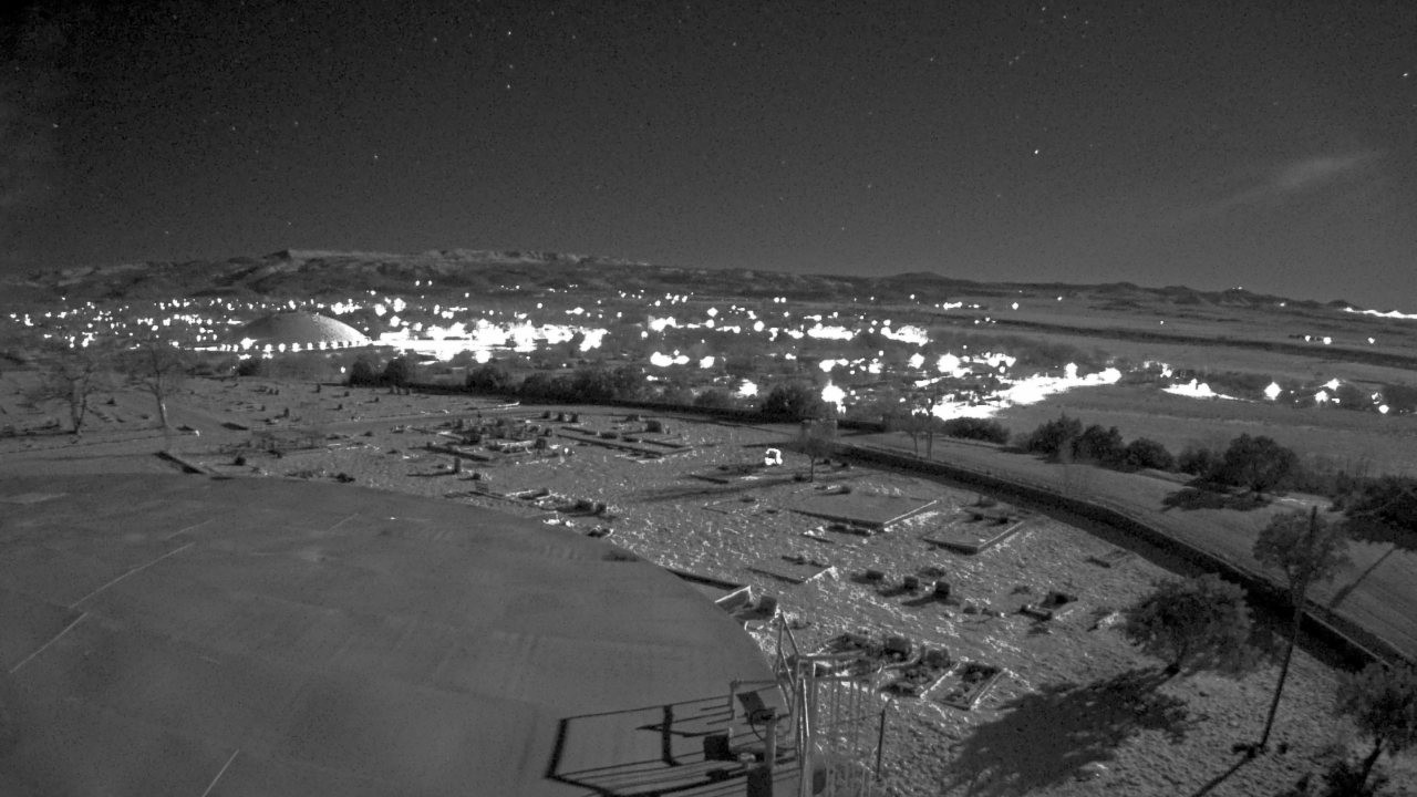 Thumbnail for current weather camera view from Round Valley HS 7100 ft elev in Springerville, Arizona