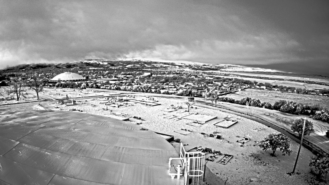 Thumbnail for current weather camera view from Round Valley HS 7100 ft elev in Springerville, Arizona