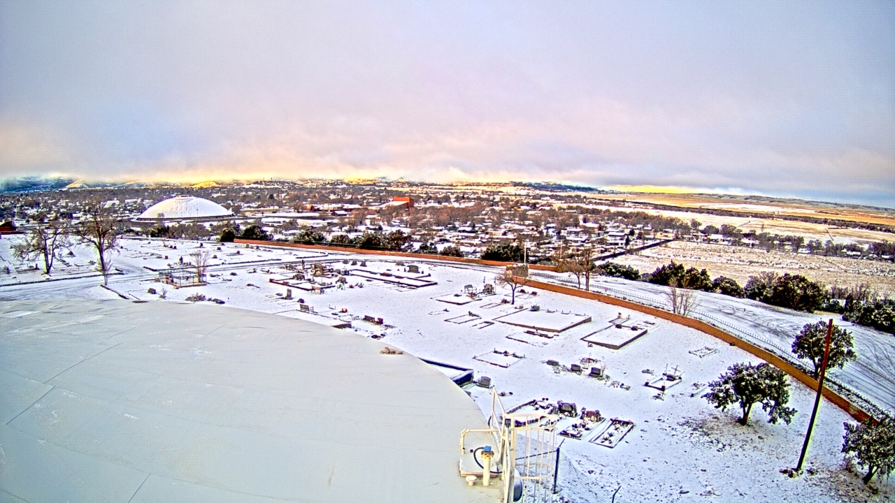 Thumbnail for current weather camera view from Round Valley HS 7100 ft elev in Springerville, Arizona