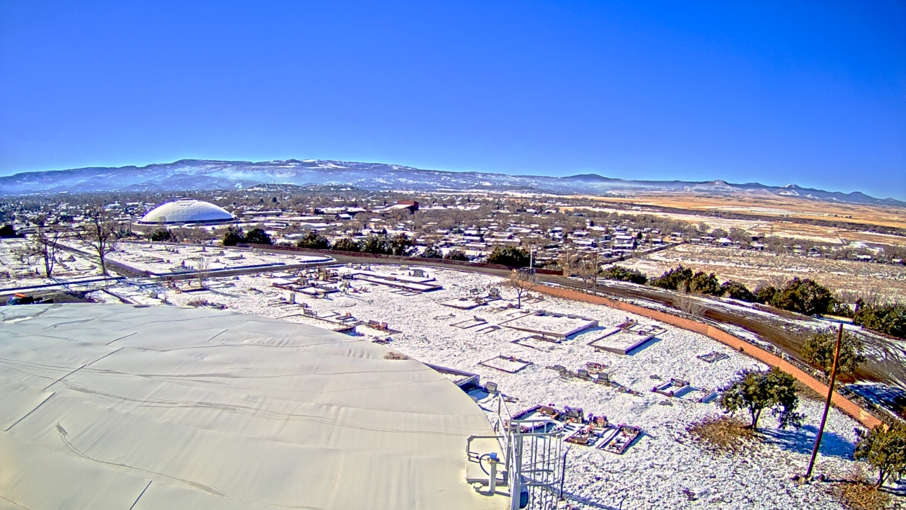 Thumbnail for current weather camera view from Round Valley HS 7100 ft elev in Springerville, Arizona