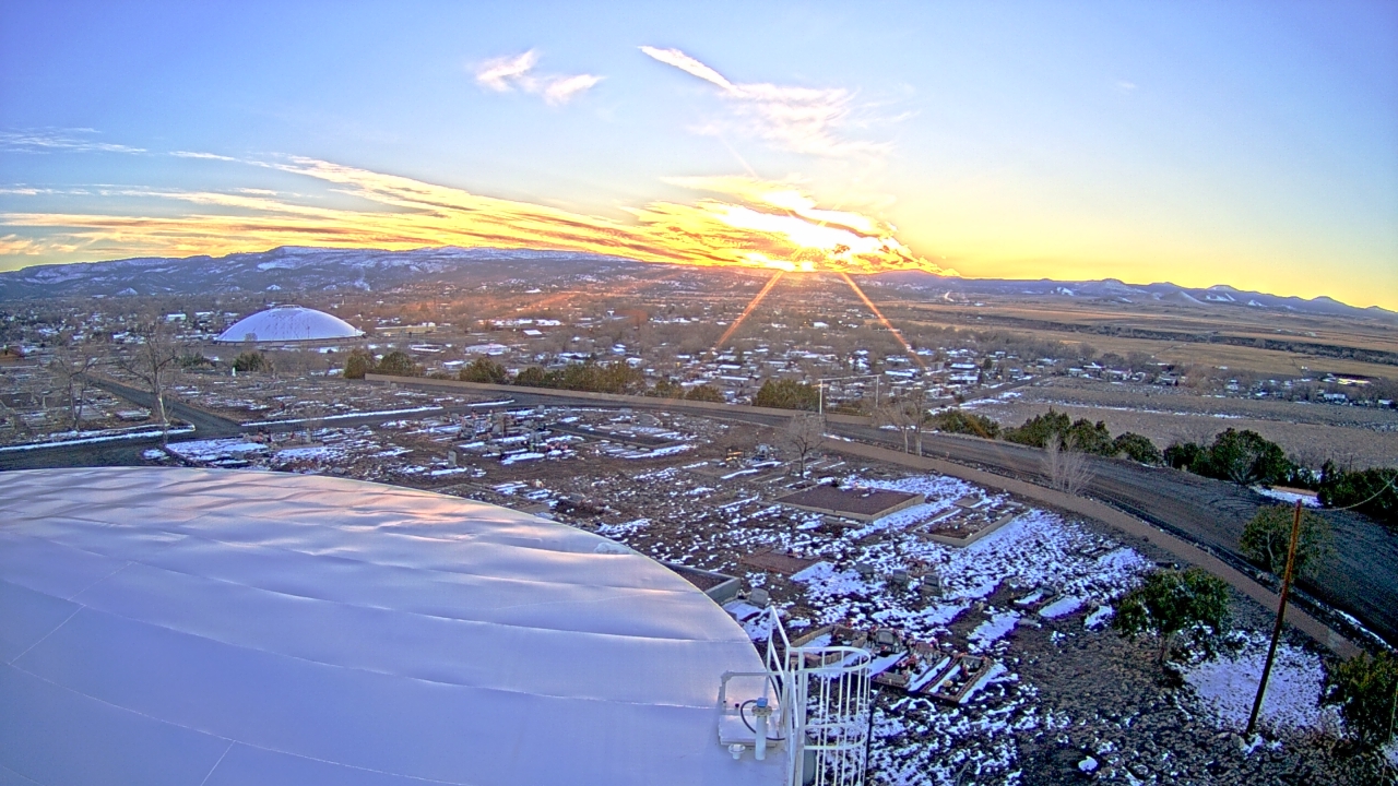 Thumbnail for current weather camera view from Round Valley HS 7100 ft elev in Springerville, Arizona