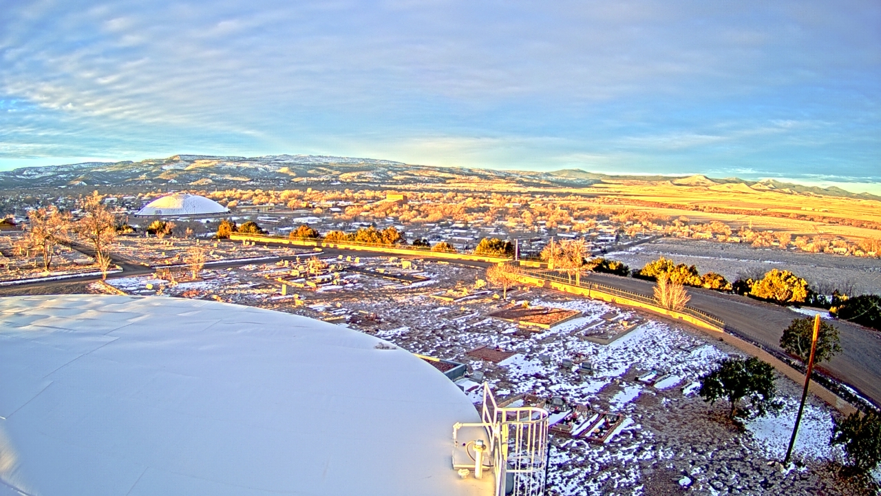 Thumbnail for current weather camera view from Round Valley HS 7100 ft elev in Springerville, Arizona