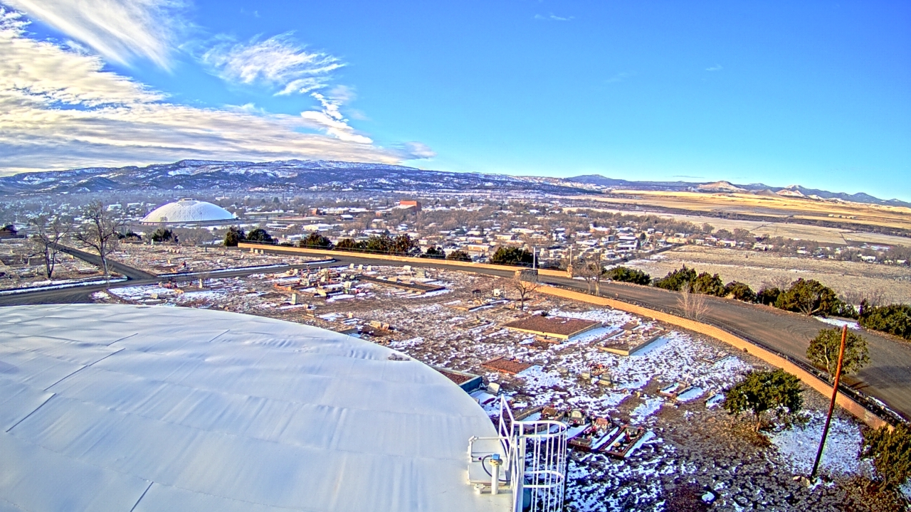 Thumbnail for current weather camera view from Round Valley HS 7100 ft elev in Springerville, Arizona