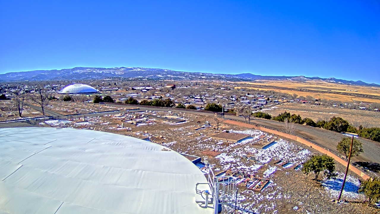 Thumbnail for current weather camera view from Round Valley HS 7100 ft elev in Springerville, Arizona