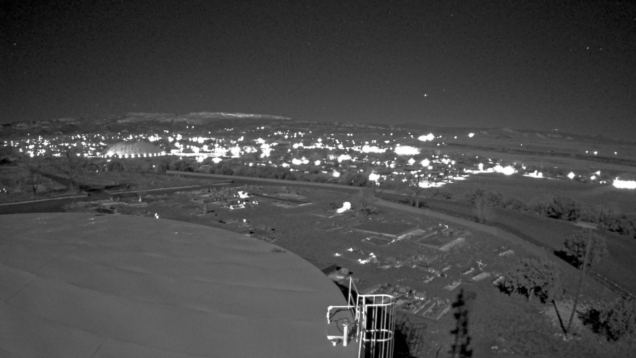 Thumbnail for current weather camera view from Round Valley HS 7100 ft elev in Springerville, Arizona