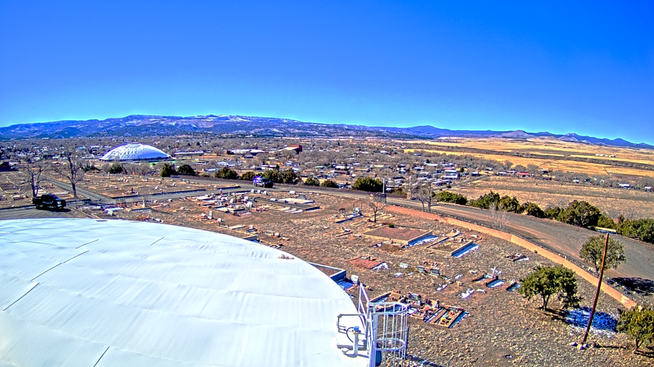 Thumbnail for current weather camera view from Round Valley HS 7100 ft elev in Springerville, Arizona