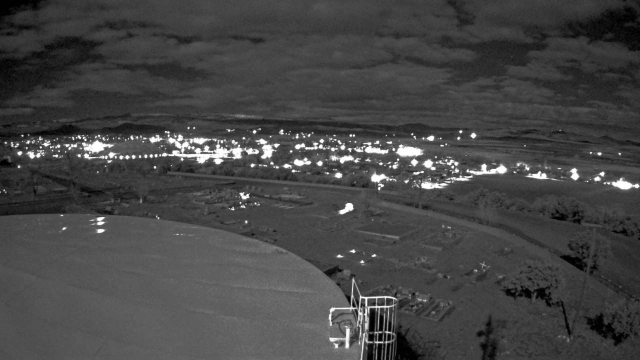 Thumbnail for current weather camera view from Round Valley HS 7100 ft elev in Springerville, Arizona