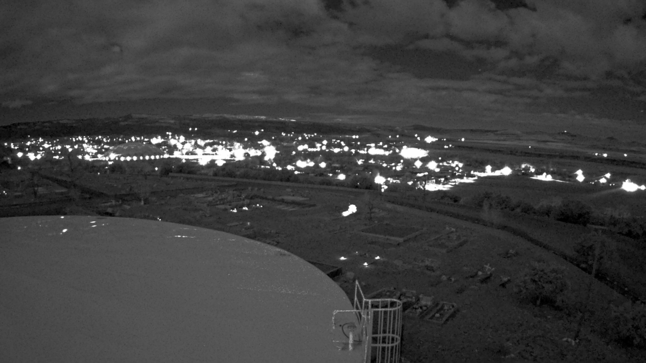 Thumbnail for current weather camera view from Round Valley HS 7100 ft elev in Springerville, Arizona