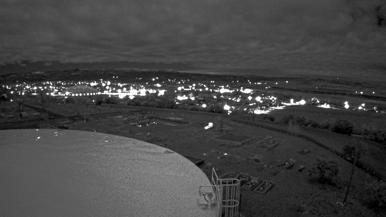 Thumbnail for current weather camera view from Round Valley HS 7100 ft elev in Springerville, Arizona