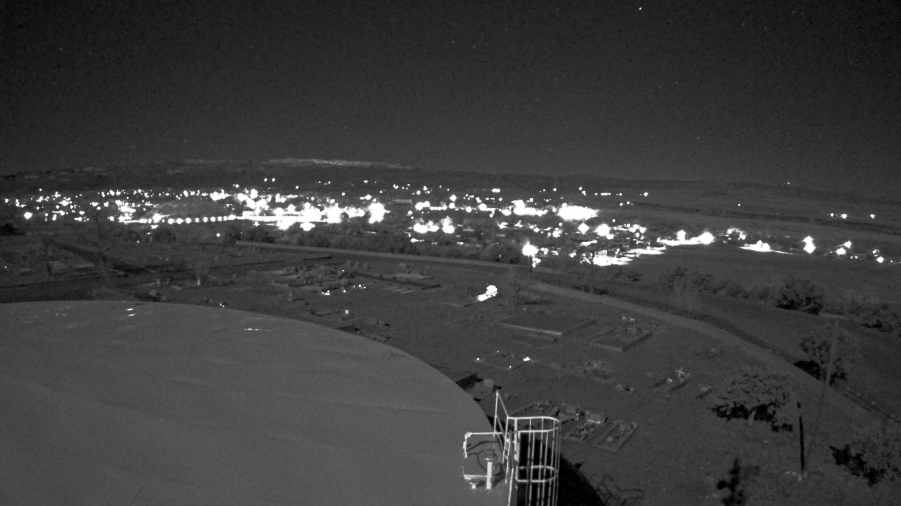 Thumbnail for current weather camera view from Round Valley HS 7100 ft elev in Springerville, Arizona