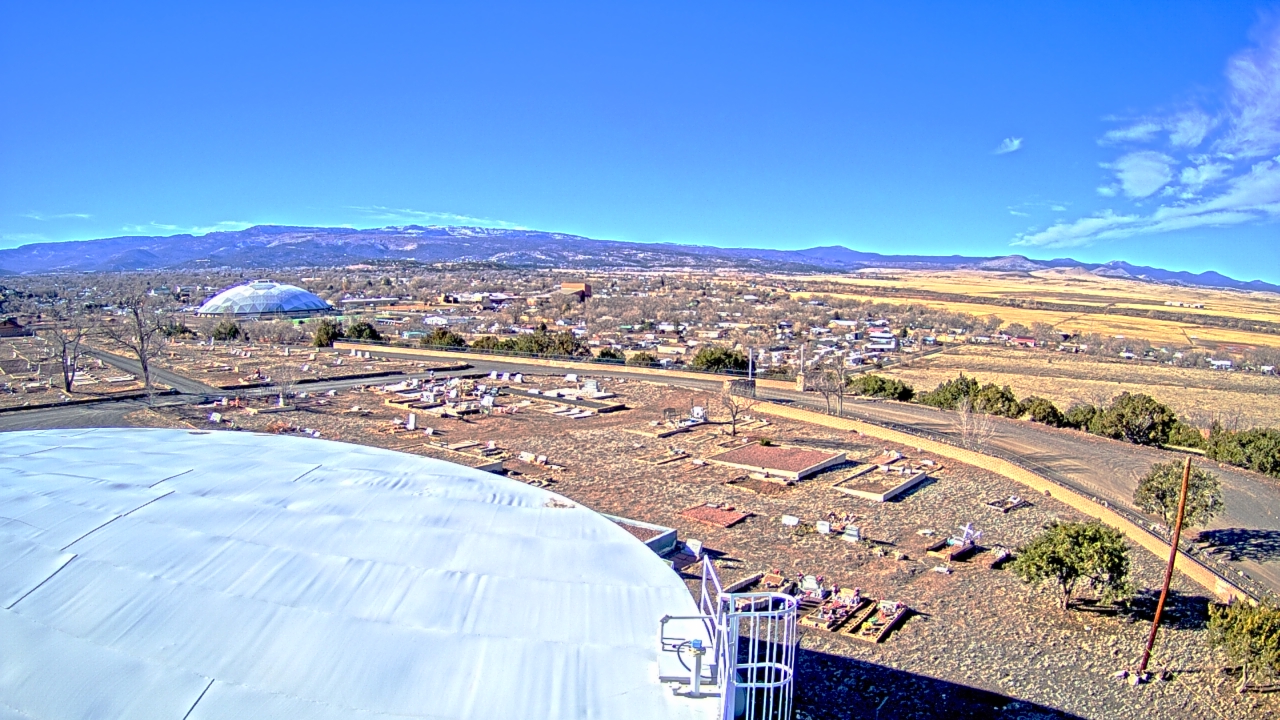 Thumbnail for current weather camera view from Round Valley HS 7100 ft elev in Springerville, Arizona