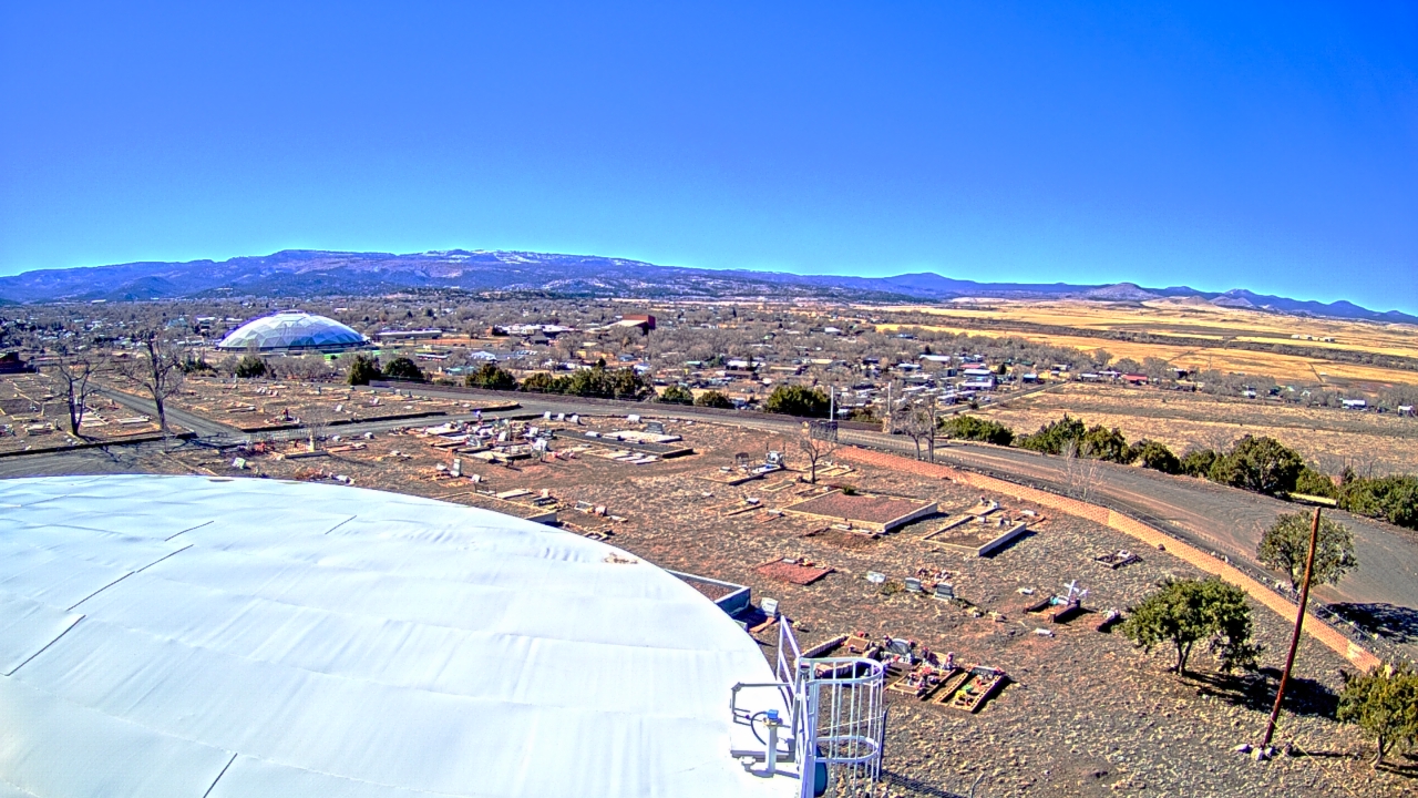 Thumbnail for current weather camera view from Round Valley HS 7100 ft elev in Springerville, Arizona