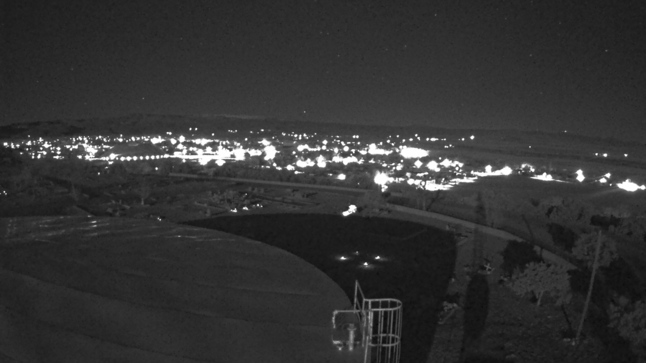 Thumbnail for current weather camera view from Round Valley HS 7100 ft elev in Springerville, Arizona