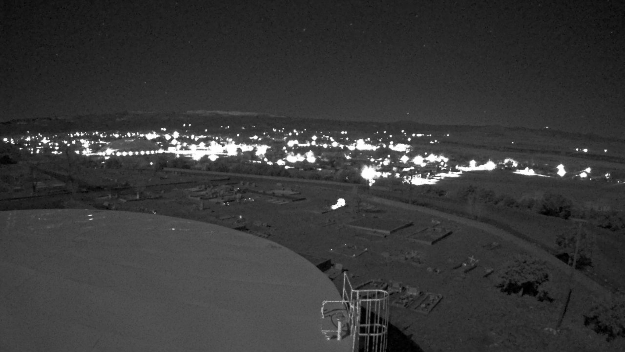 Thumbnail for current weather camera view from Round Valley HS 7100 ft elev in Springerville, Arizona