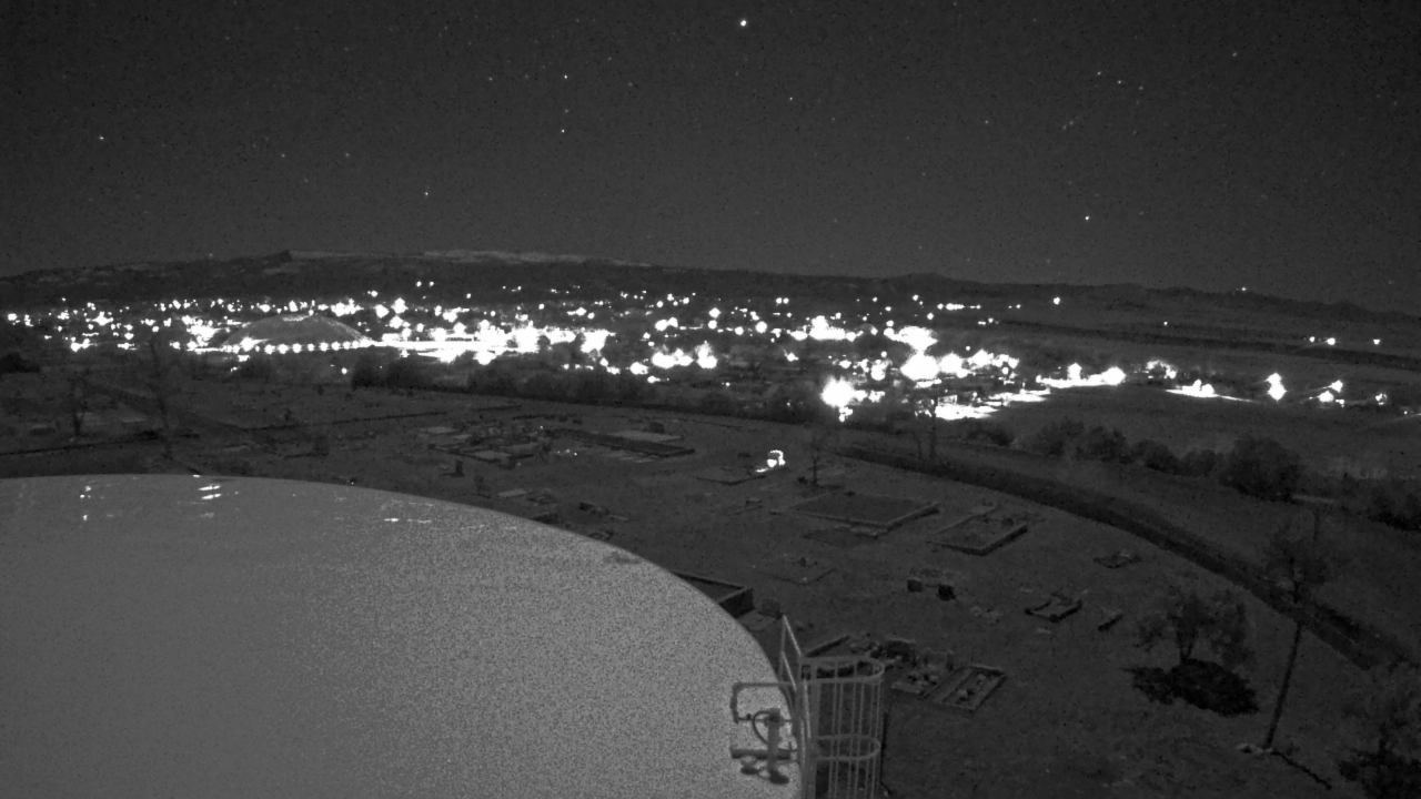 Thumbnail for current weather camera view from Round Valley HS 7100 ft elev in Springerville, Arizona