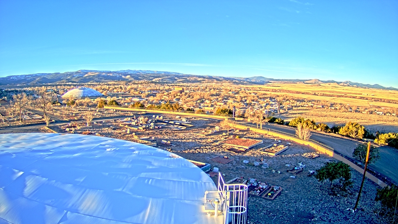 Thumbnail for current weather camera view from Round Valley HS 7100 ft elev in Springerville, Arizona