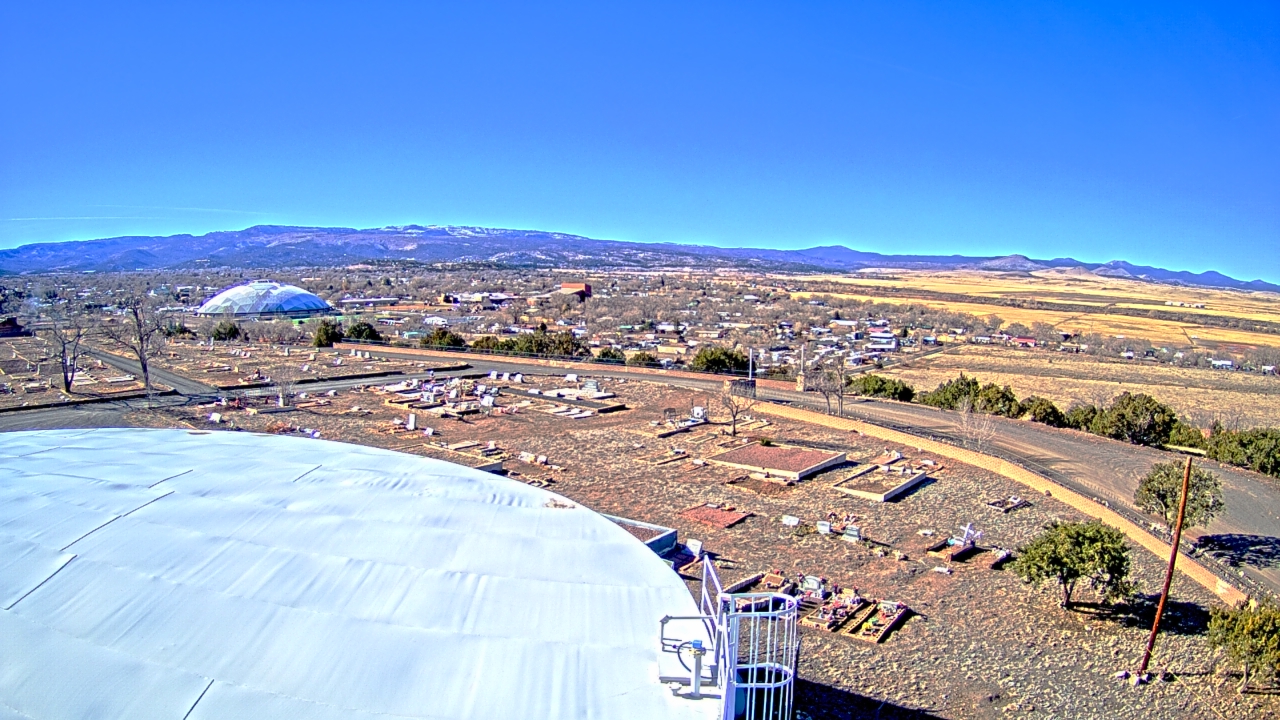 Thumbnail for current weather camera view from Round Valley HS 7100 ft elev in Springerville, Arizona