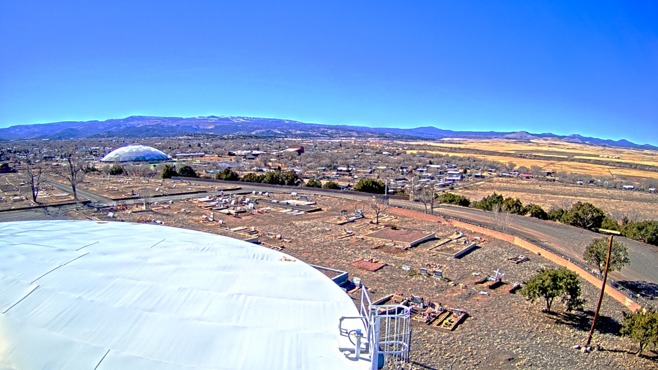 Thumbnail for current weather camera view from Round Valley HS 7100 ft elev in Springerville, Arizona
