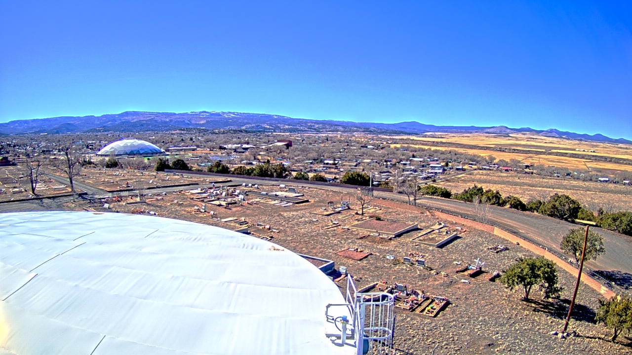 Thumbnail for current weather camera view from Round Valley HS 7100 ft elev in Springerville, Arizona