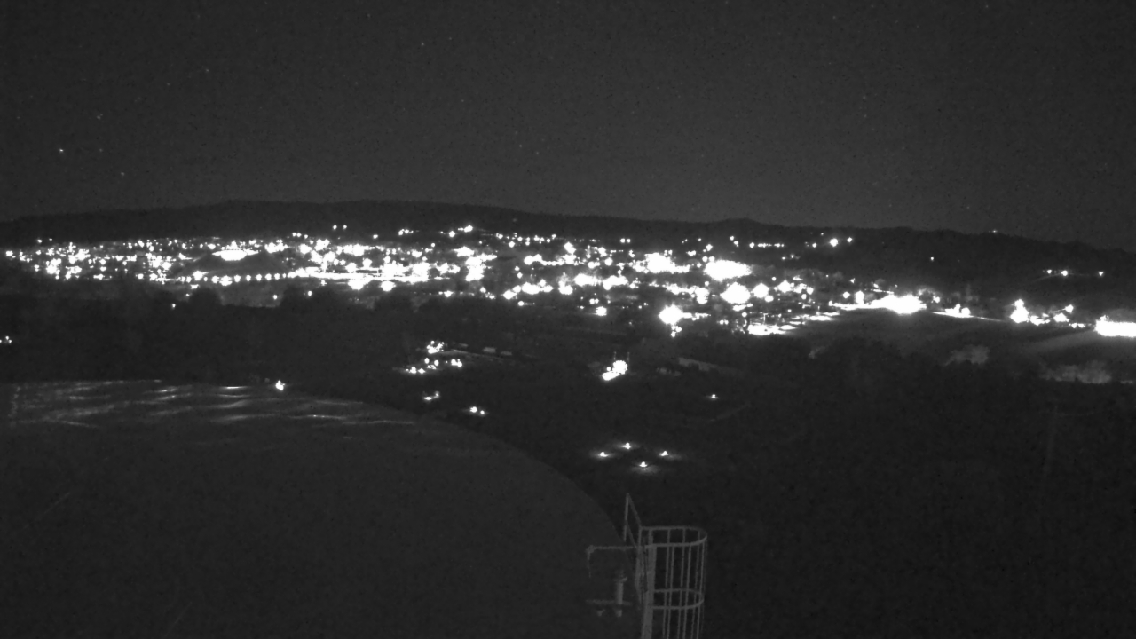 Thumbnail for current weather camera view from Round Valley HS 7100 ft elev in Springerville, Arizona