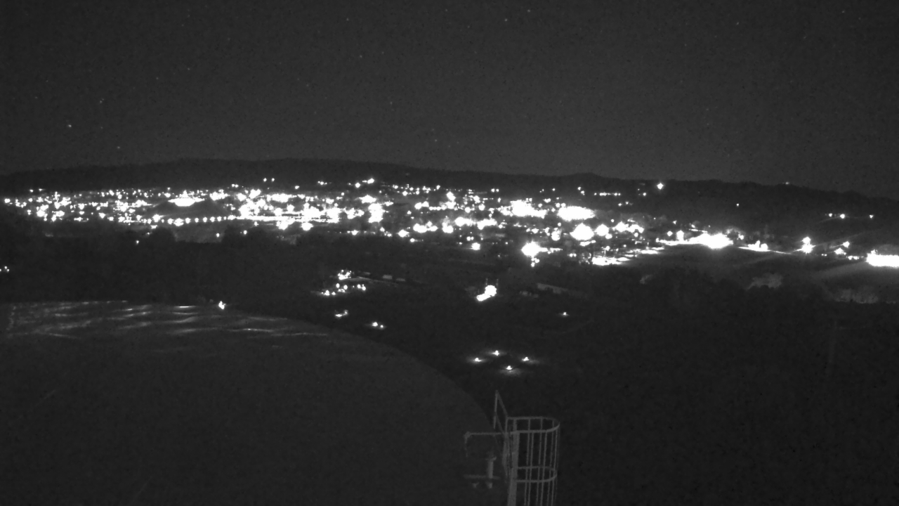 Thumbnail for current weather camera view from Round Valley HS 7100 ft elev in Springerville, Arizona