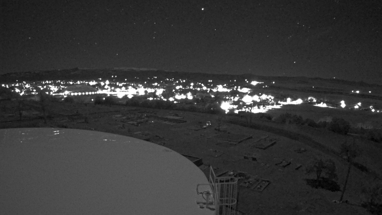 Thumbnail for current weather camera view from Round Valley HS 7100 ft elev in Springerville, Arizona