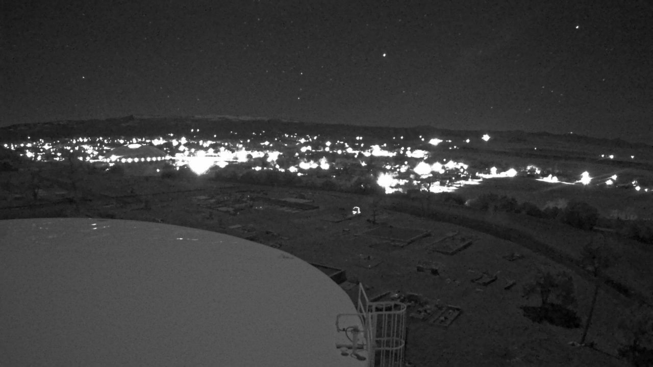 Thumbnail for current weather camera view from Round Valley HS 7100 ft elev in Springerville, Arizona