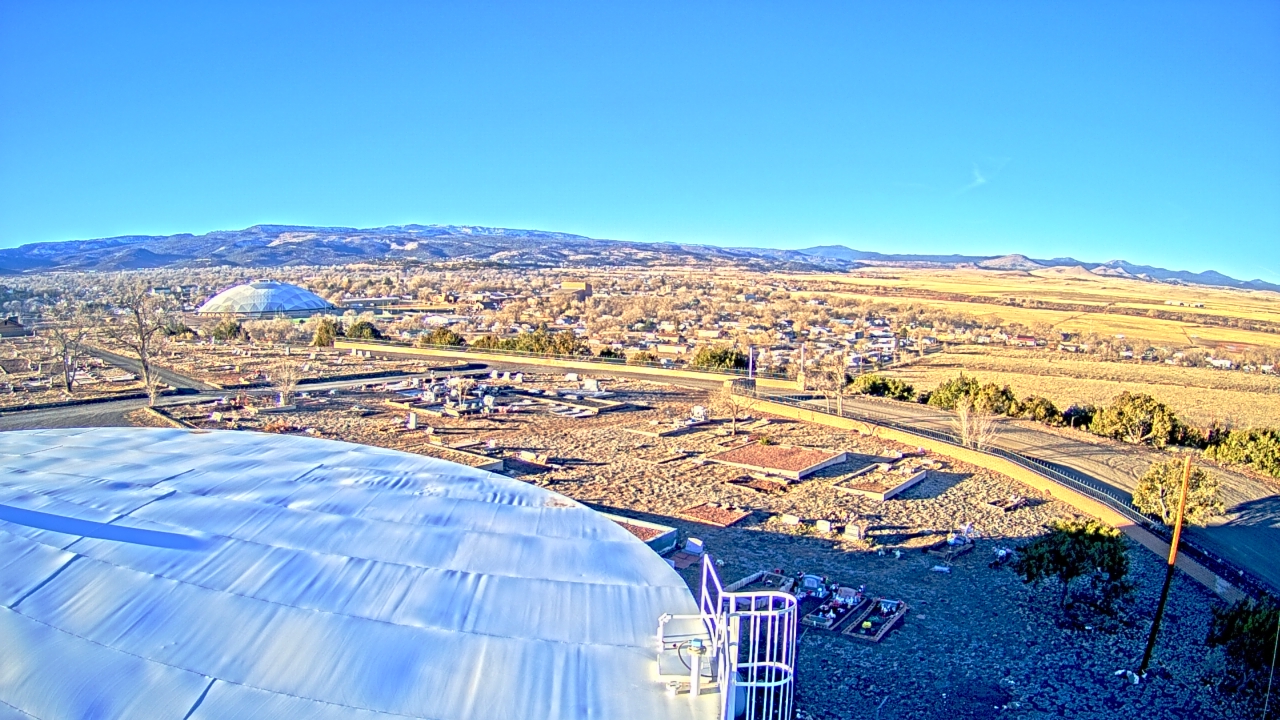 Thumbnail for current weather camera view from Round Valley HS 7100 ft elev in Springerville, Arizona