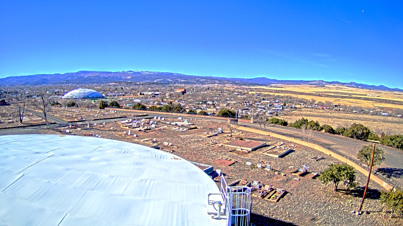 Thumbnail for current weather camera view from Round Valley HS 7100 ft elev in Springerville, Arizona
