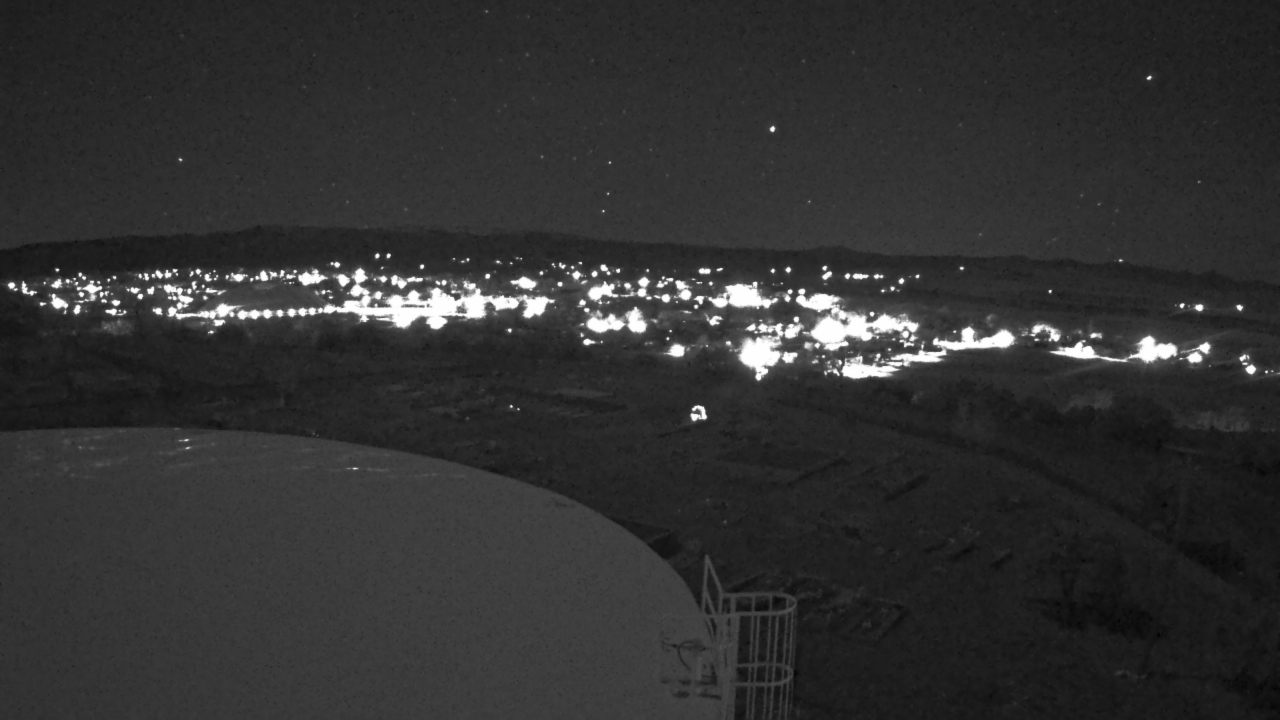 Thumbnail for current weather camera view from Round Valley HS 7100 ft elev in Springerville, Arizona