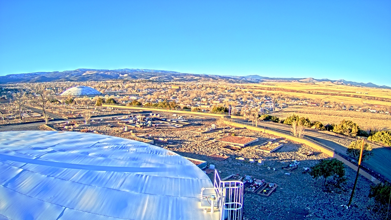 Thumbnail for current weather camera view from Round Valley HS 7100 ft elev in Springerville, Arizona