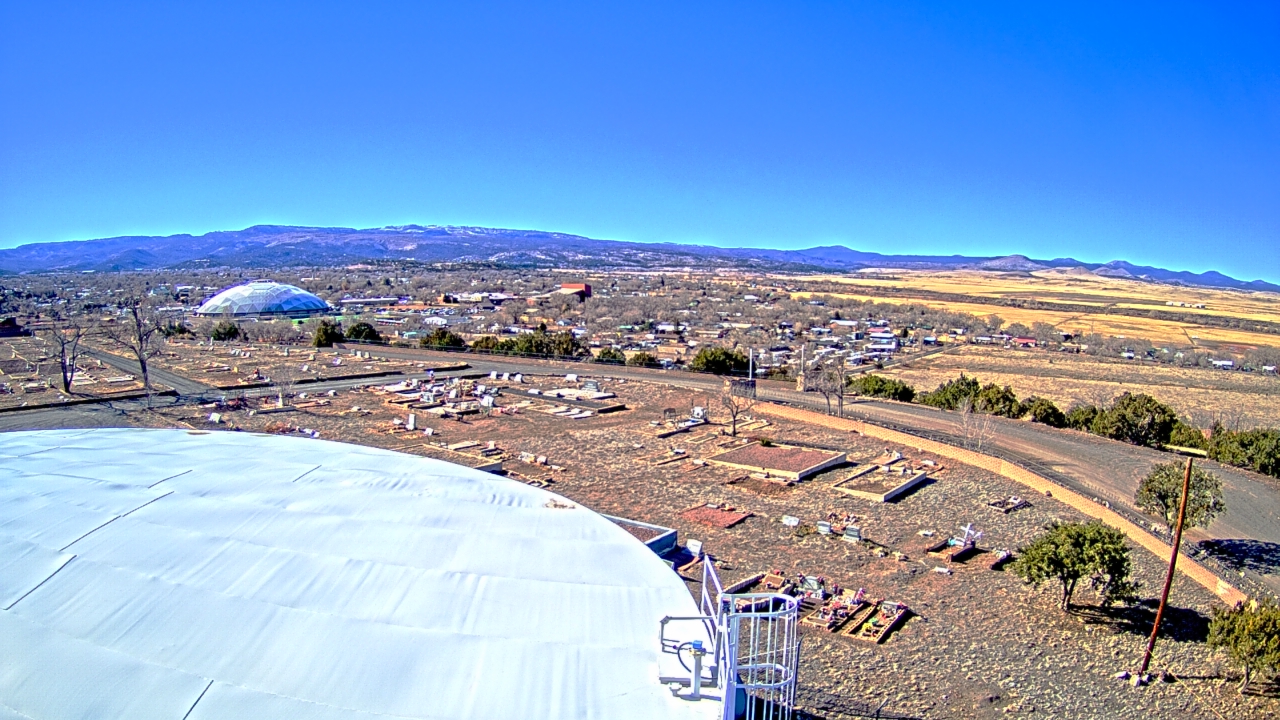 Thumbnail for current weather camera view from Round Valley HS 7100 ft elev in Springerville, Arizona