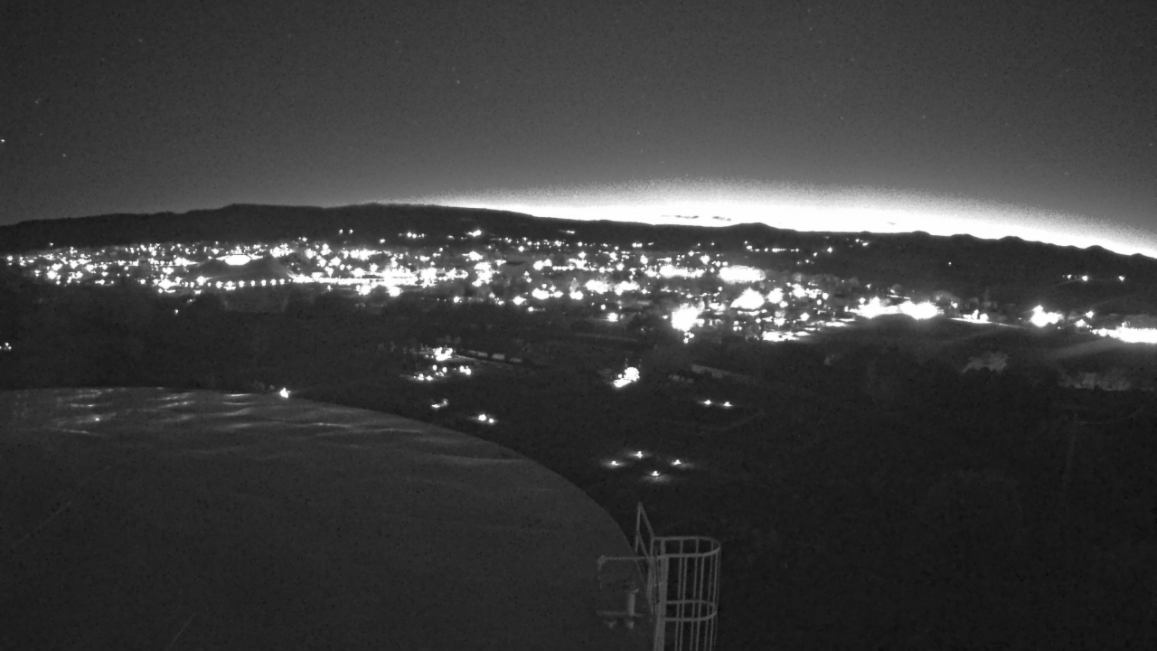 Thumbnail for current weather camera view from Round Valley HS 7100 ft elev in Springerville, Arizona