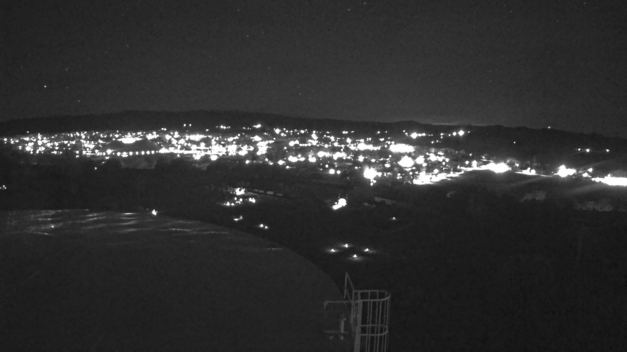 Thumbnail for current weather camera view from Round Valley HS 7100 ft elev in Springerville, Arizona