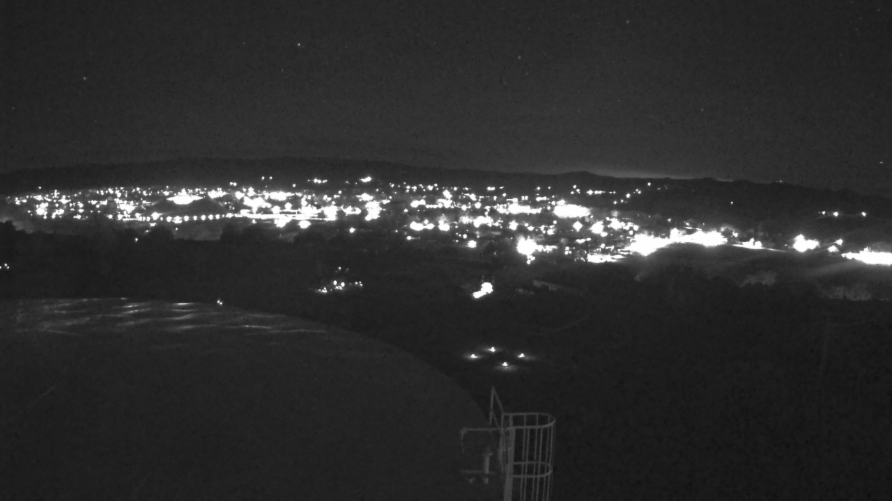 Thumbnail for current weather camera view from Round Valley HS 7100 ft elev in Springerville, Arizona