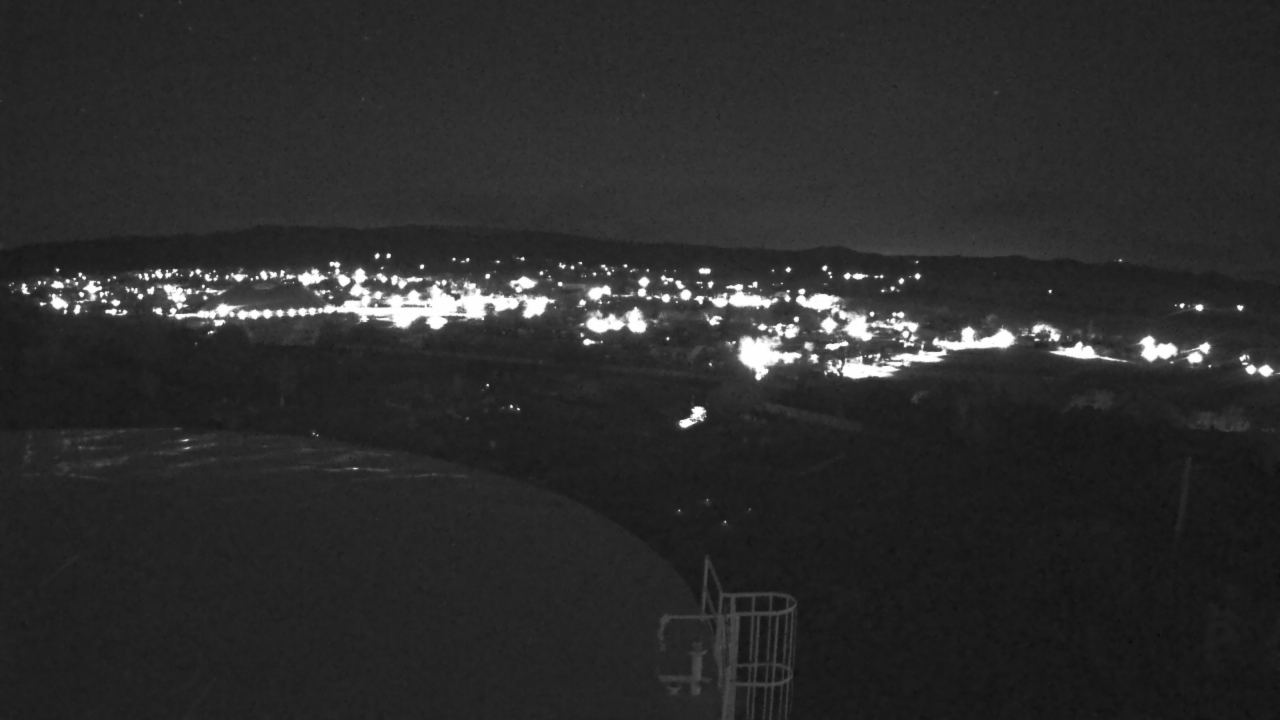 Thumbnail for current weather camera view from Round Valley HS 7100 ft elev in Springerville, Arizona