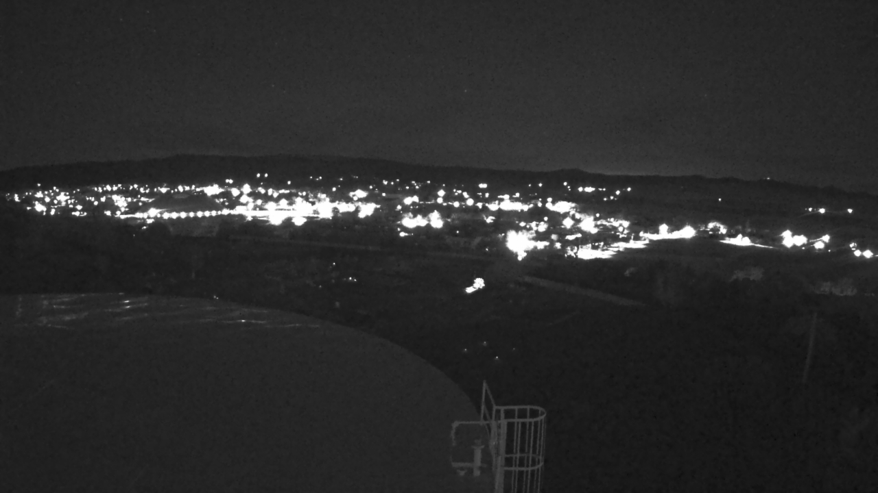 Thumbnail for current weather camera view from Round Valley HS 7100 ft elev in Springerville, Arizona